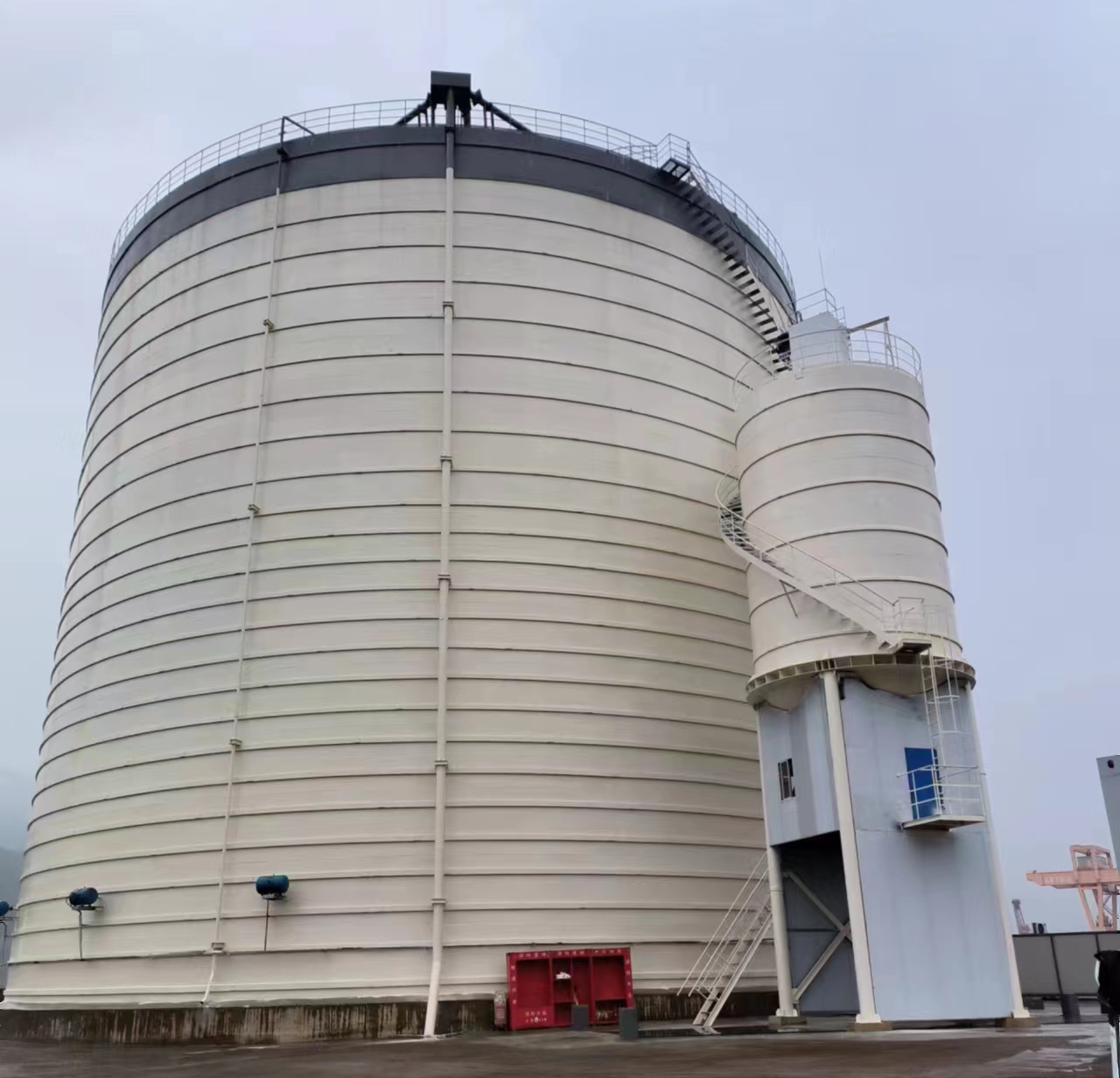 马尾10万吨水泥钢板库